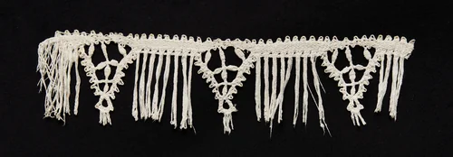 Bobbin Lace (Needlepoint Design) Edging of Fringe and Points by Unknown, textile, 1550-1599