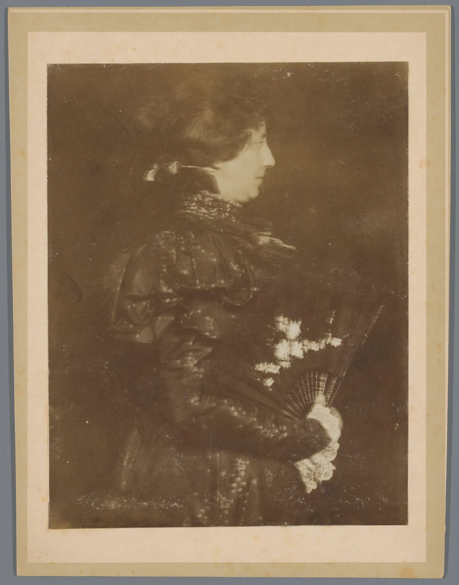 Portret van Johanna Stam, de echtgenote van de schilder Herman van der Weele by anonymous, photograph, 1880-1900