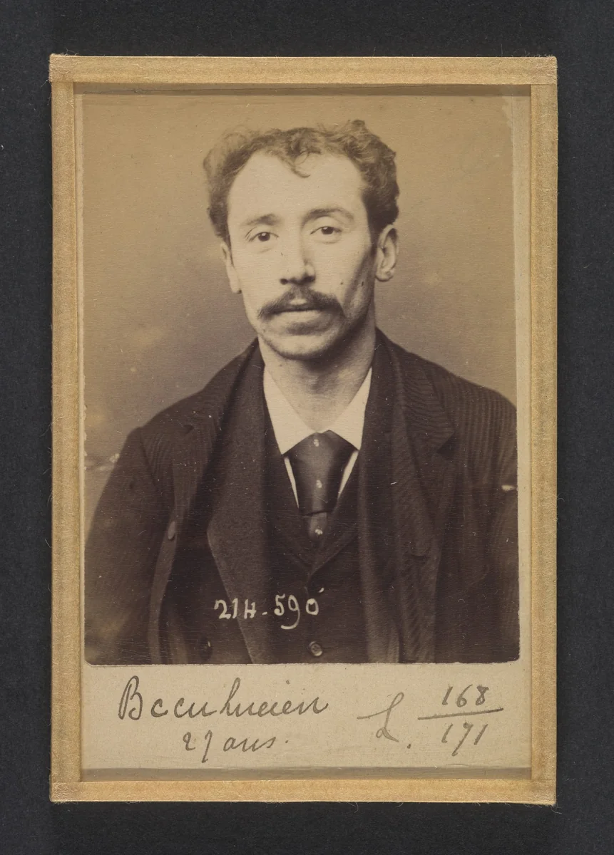 Becu. Lucien. 27 ans, né à la Conté d'Abigny (Pas-de-Calais). Garçon de café. Pas de motif. 22/2/94. by Alphonse Bertillon, photograph, 1894