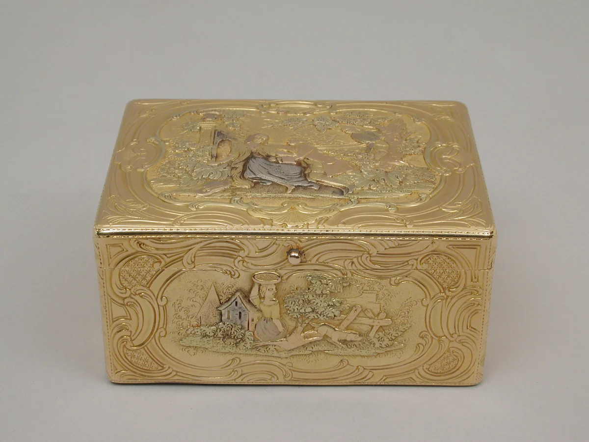 Snuffbox by Les Frères Toussaint, metalwork, 1770-1780