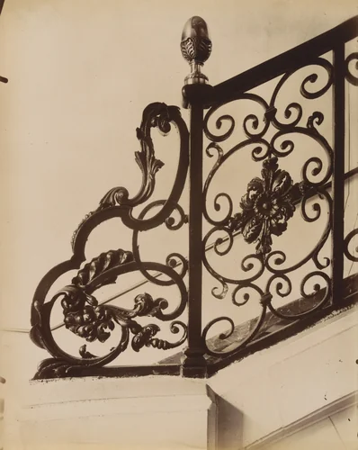 95 rue du Bac by Eugène Atget, photograph, 1903