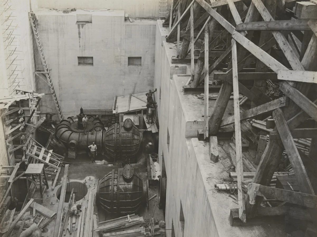 Balboa Terminals, Dry Dock #1. Pumping plant erecting centrifugal pumps and check valves. Looking East by Unidentified Photographer, photograph, 1916