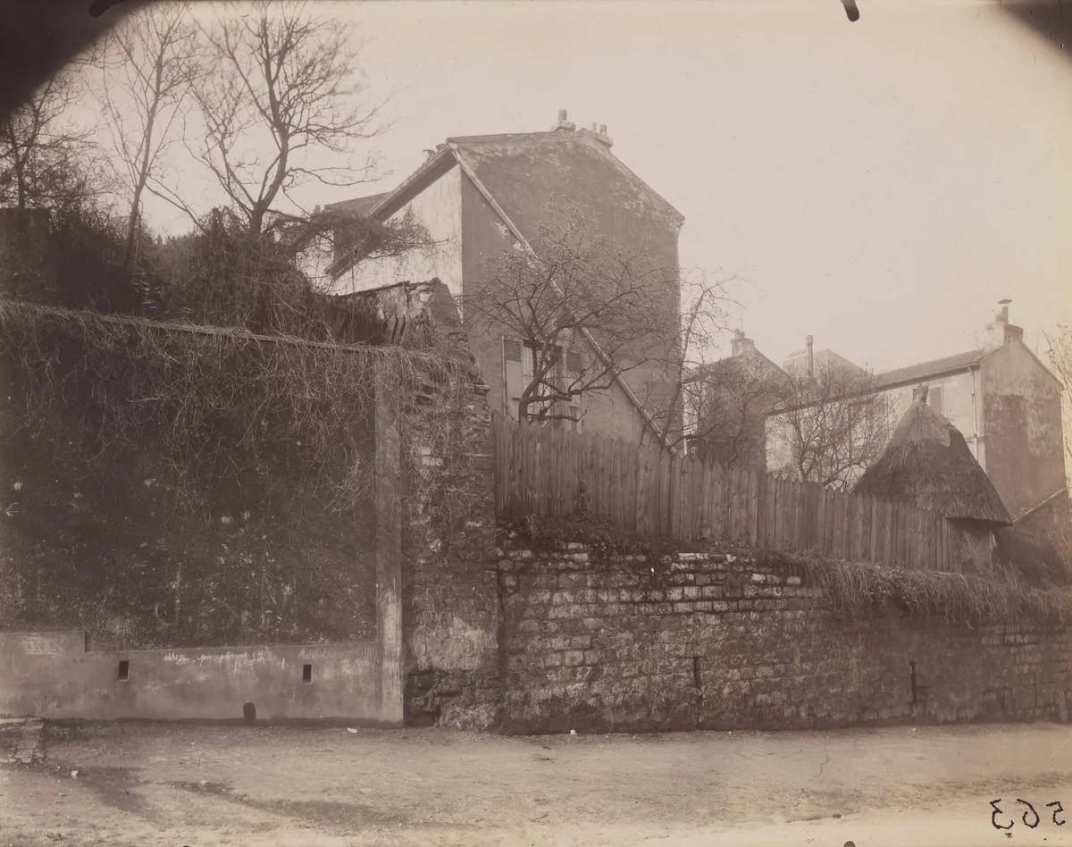 rue de l'Abreuvoir by Eugène Atget, photograph, 1925