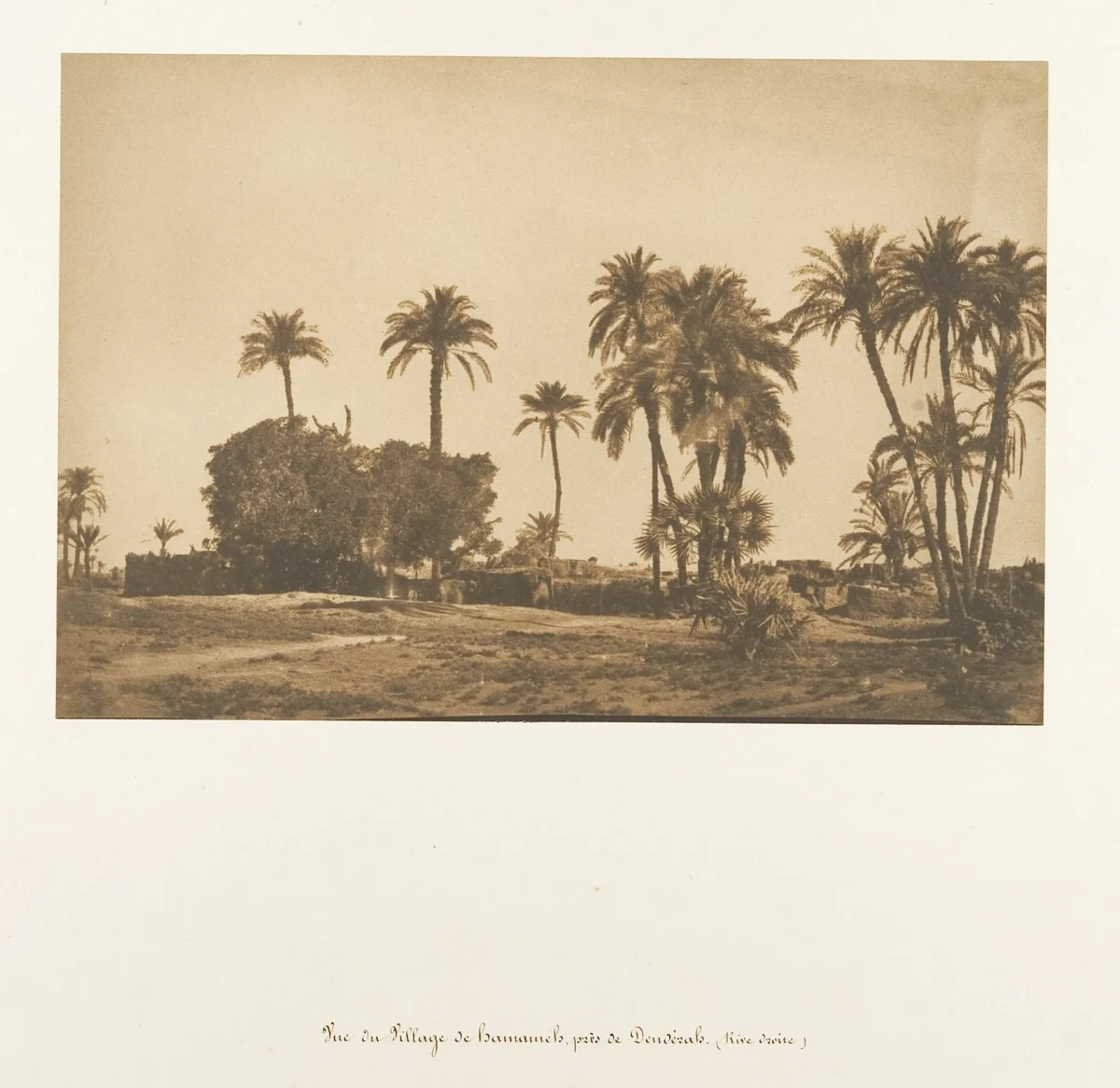Vue du Village de Hamarneh, près de Dendérah (Rive droite) by Maxime Du Camp, photograph, 1849-1850