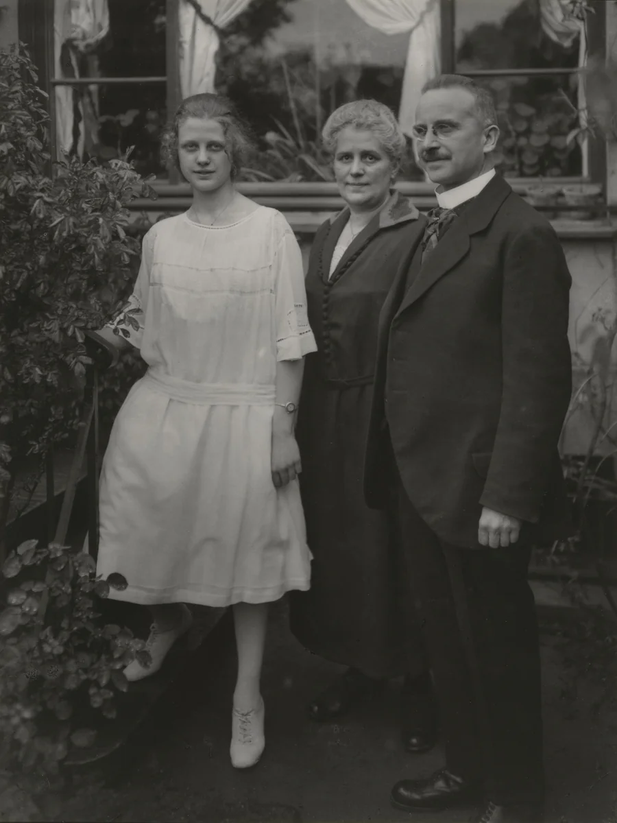 Middle-class Family by August Sander, photograph, 1923