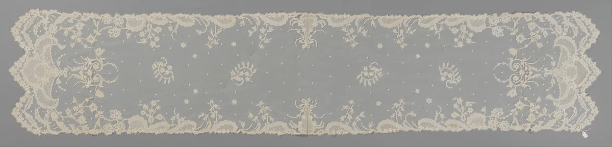 Sjaal van applicatiekant met hartvormig motief aan de uiteinden by anonymous, textile, 1900