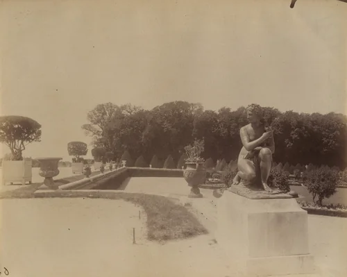 Versailles -- Venus Accroupie par Coysevox by Eugène Atget, photograph, 1902