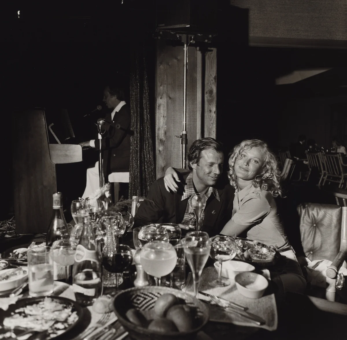 Peter Beard and Margot Ramone, Montauk, New York by Larry Fink, photograph, 1977