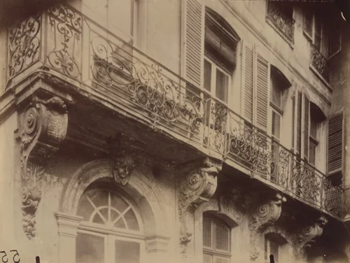 21 Rue Poissonnière by Eugène Atget, photograph, 1905