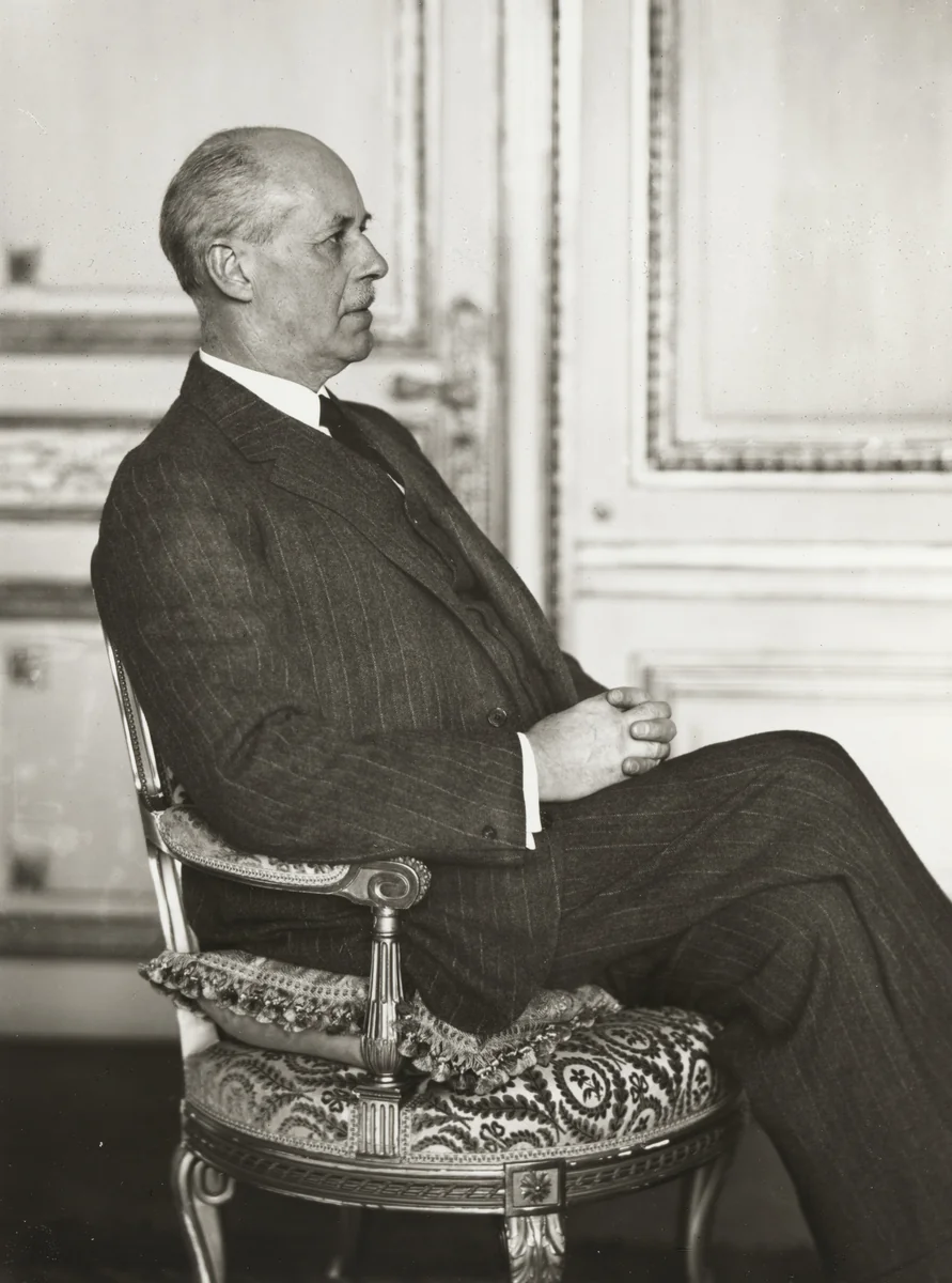 Industrial Magnate [Commercial Counsellor Arnold von Guilleaume] by August Sander, photograph, 1927