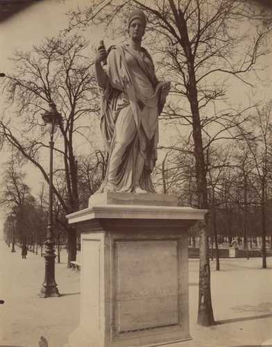 Tuileries - Agrippine / d'apres l'antique by Eugène Atget, photograph, 1911