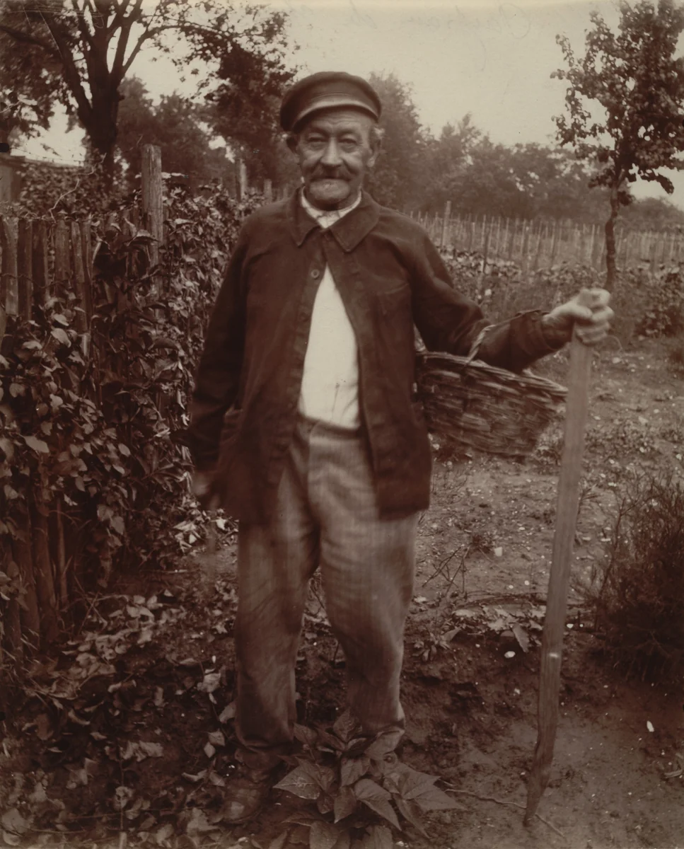 Paysan de Chatillon by Eugène Atget, photograph, 1922