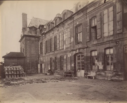 Courbevoie. Ancien Château by Eugène Atget, photograph, 1901
