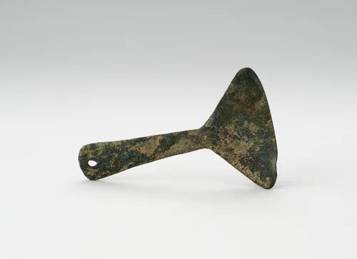 Ceremonial Knife (Tumi) or Pendant by Possibly Chimú, metalwork, 1000-1470