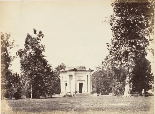 Entrance to Botanical Gardens, Calcutta by R. B. Hill, photograph, 1850-1859