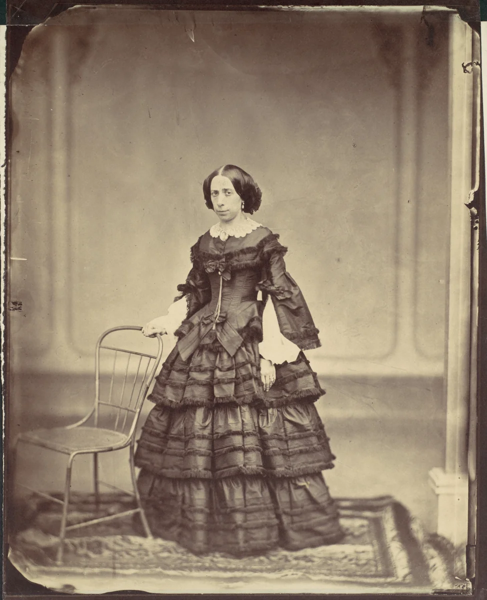 Frau Hofrat Josefine Raymond by Franz Antoine, photograph, 1850-1869