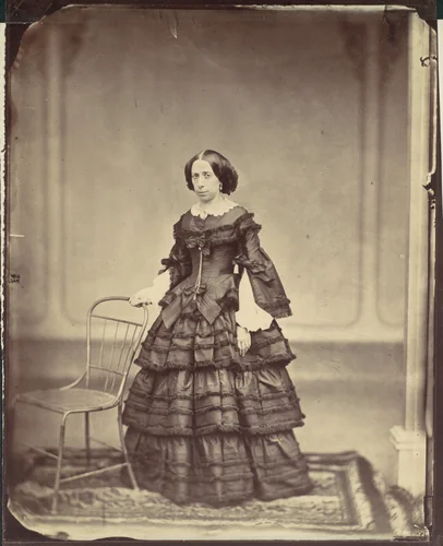 Frau Hofrat Josefine Raymond by Franz Antoine, photograph, 1850-1869