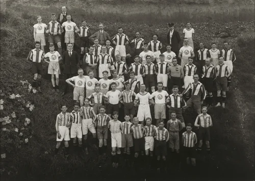 Sports Club by August Sander, photograph, 1922
