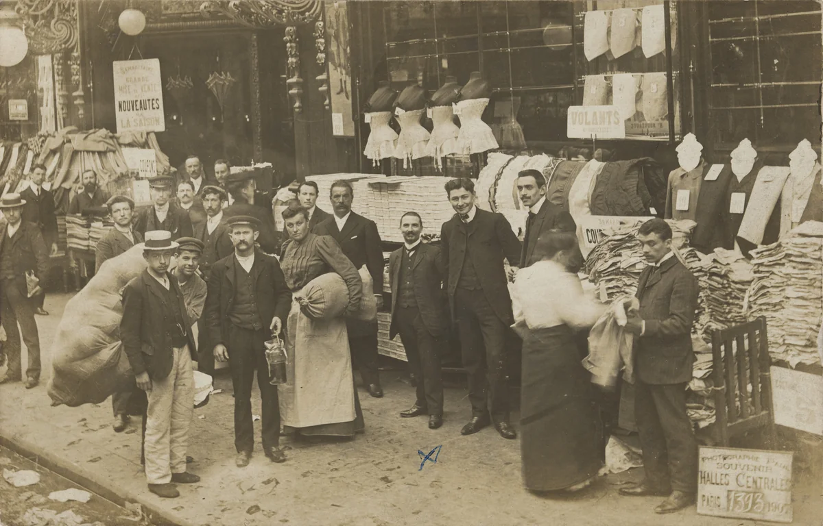 La Samaritaine, Paris by Unidentified Photographer, photograph, 1907