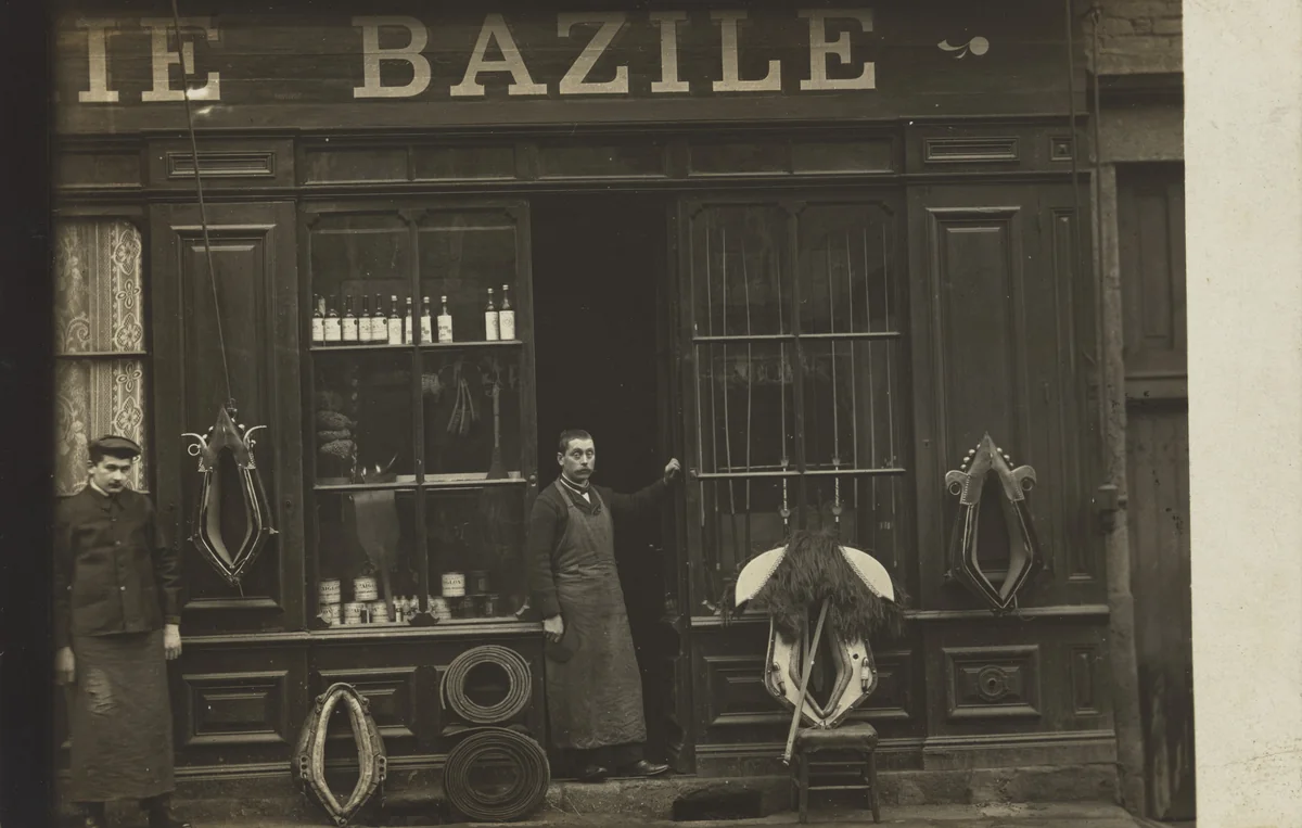 Bourrellerie Bazile, Papier "As de Trèfle," Terrenoire by Unidentified Photographer, photograph, 1908