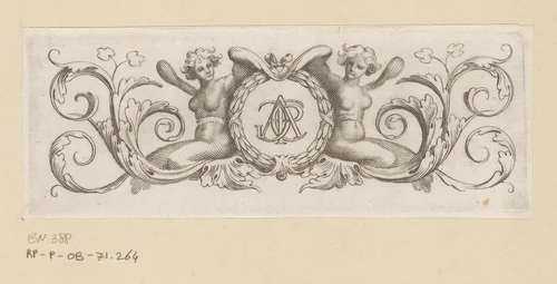 Vignet met twee gevleugelde vrouwen naast een medaillon met initialen by Claude Mellan, print, 1639-1643
