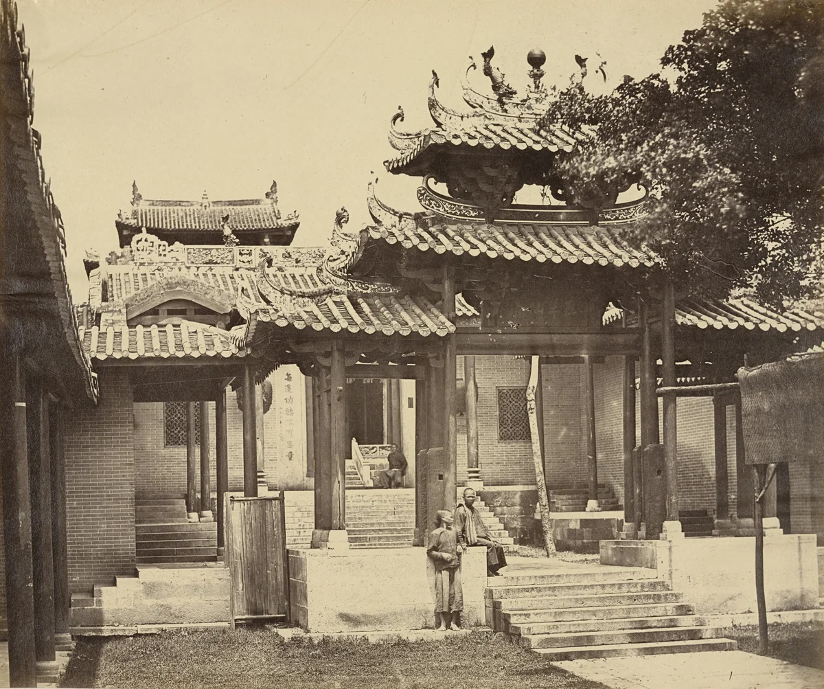 Entrance of the Five Genii Temple, Canton by Felice Beato, photograph, 1860