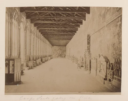 Interieur van een galerij van het Camposanto te Pisa, Italië by anonymous, book, 1860-1880