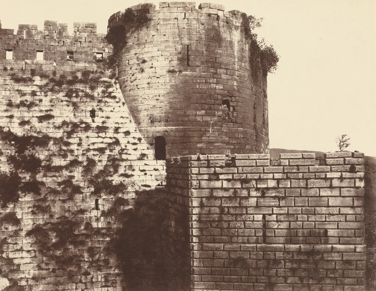 Kalaat-El Hosn, deuxième enceinte, extérieur, midi by Louis de Clercq, photograph, 1859-1860