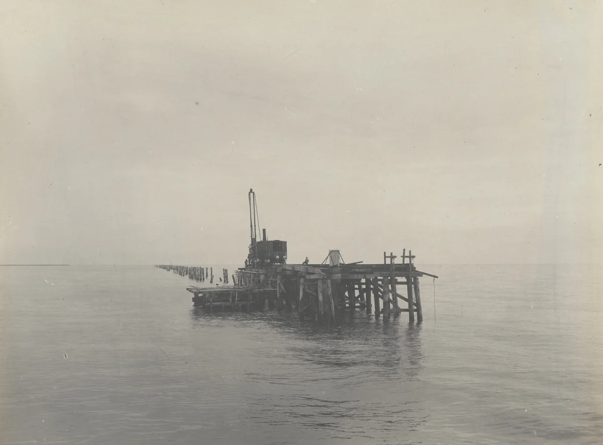 East Breakwater, Limon Bay. Reconstruction of Trestle. U.S. Piledriver No. 101 driving Bent No. 380. Station 3 + 10 "C" (6,000 ft. from shore). Looking west by Unidentified Photographer, photograph, 1915