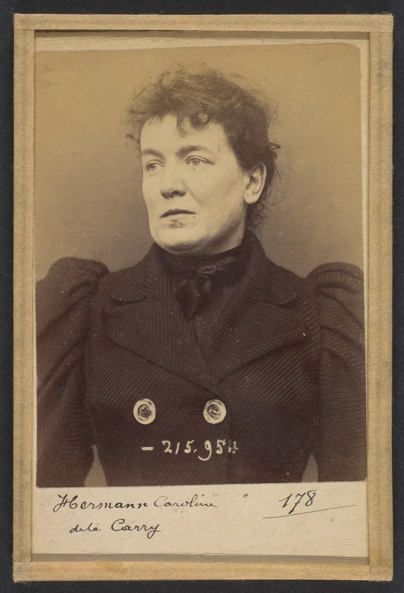 Herman. Caroline. 33 ans, née à Paris Vllle. Couturière. Disposition du Préfet (Anarchie). 21/3/94. by Alphonse Bertillon, photograph, 1894