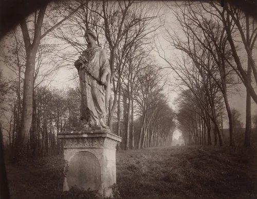 Parc de Sceaux, avril, 7 h. matin by Eugène Atget, photograph, 1925
