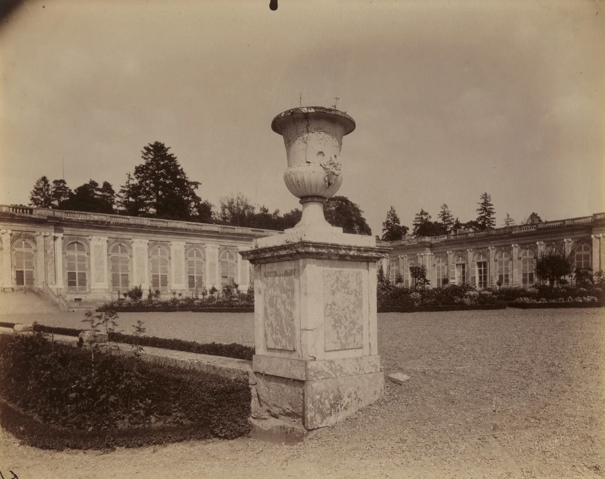 Grand Trianon by Eugène Atget, photograph, 1907