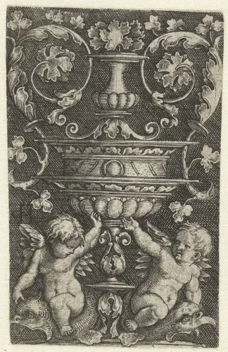 Ornament met twee putti op dolfijnen onder een vaas by Unknown, print, 1510-1569