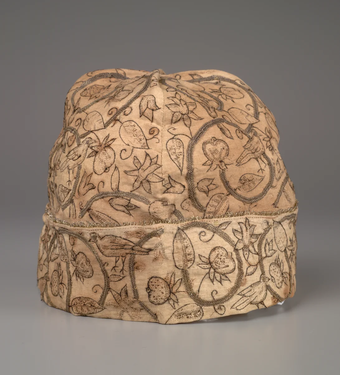 Man's Cap by Unknown, textile, 1580-1599