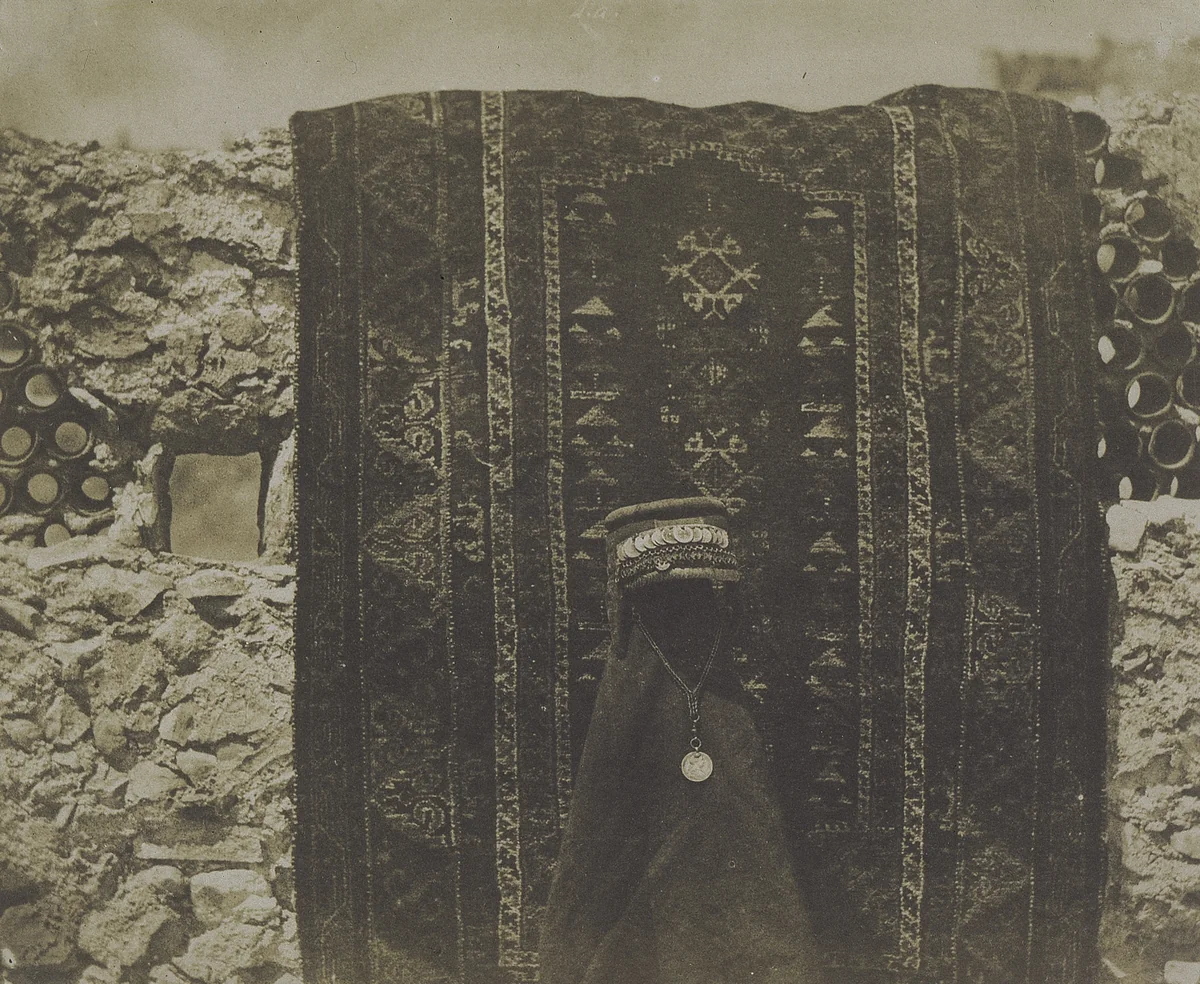 Jérusalem, Coiffure des Femmes de Bethléem by Maxime Du Camp, photograph, 1850