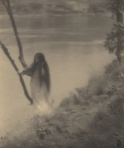 Anne W. Brigman Posing for the Pupils of Clarence H. White's Summer School by Margaret DeM Brown, photograph, 1910