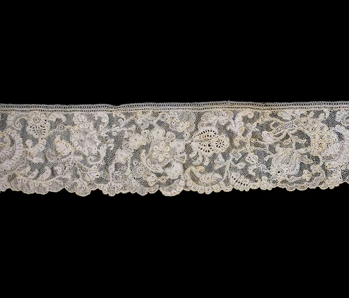 Border by France or Flanders, textile, 1701-1725