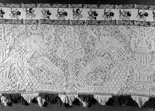 Border or Valance by Italy, textile, 1601-1700