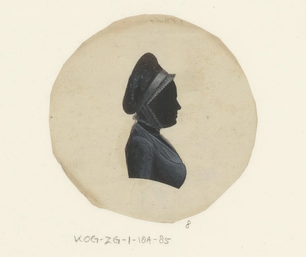 Silhouetportret van een onbekende oude vrouw met muts by anonymous, drawing, 1775-1849