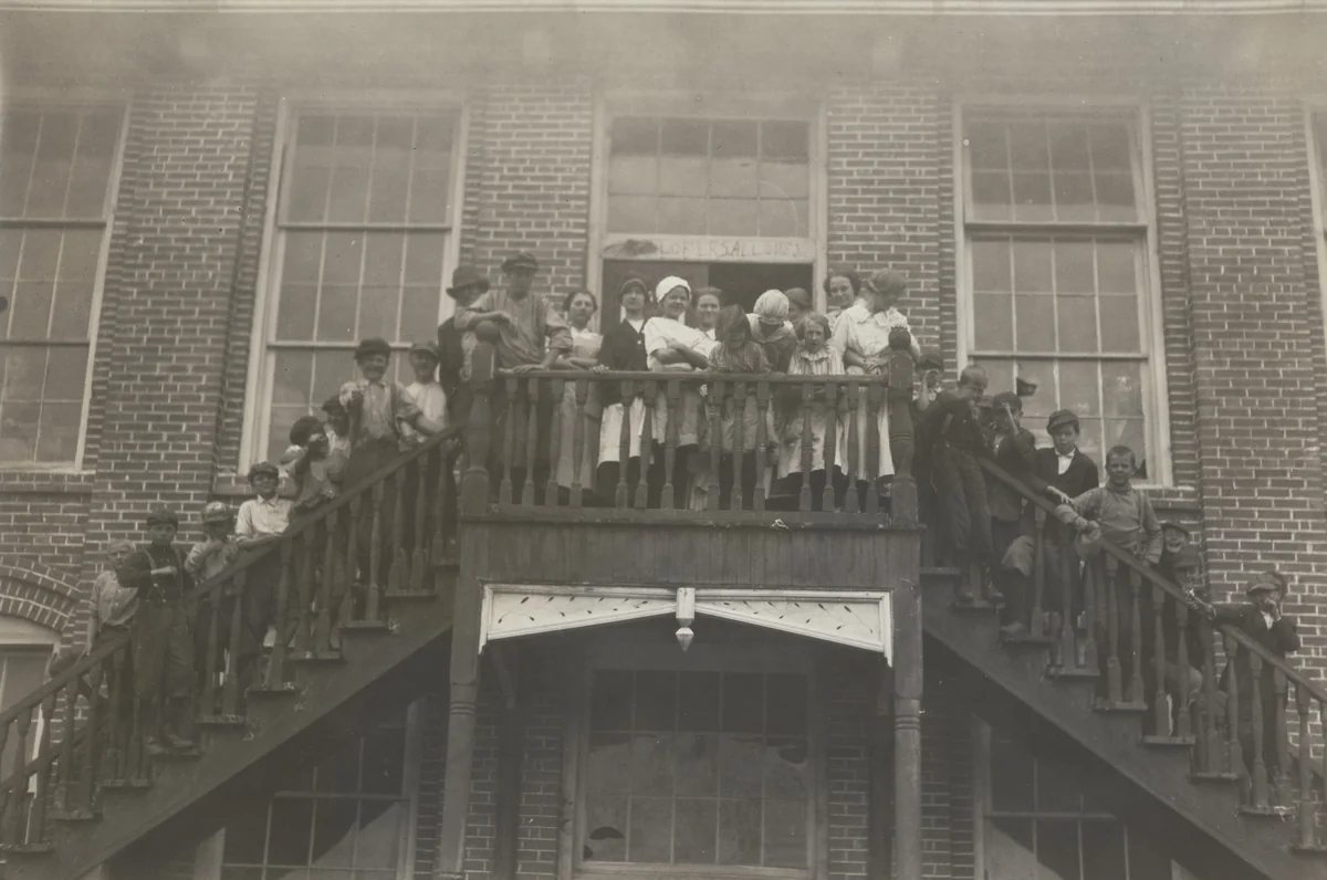 Tolar, Hart and Holt Mills, Fayetteville, North Carolina by Lewis Wickes Hine, photograph, 1914