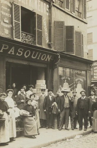 Pasquion, Exportation, Paris by Unidentified Photographer, photograph, 1905
