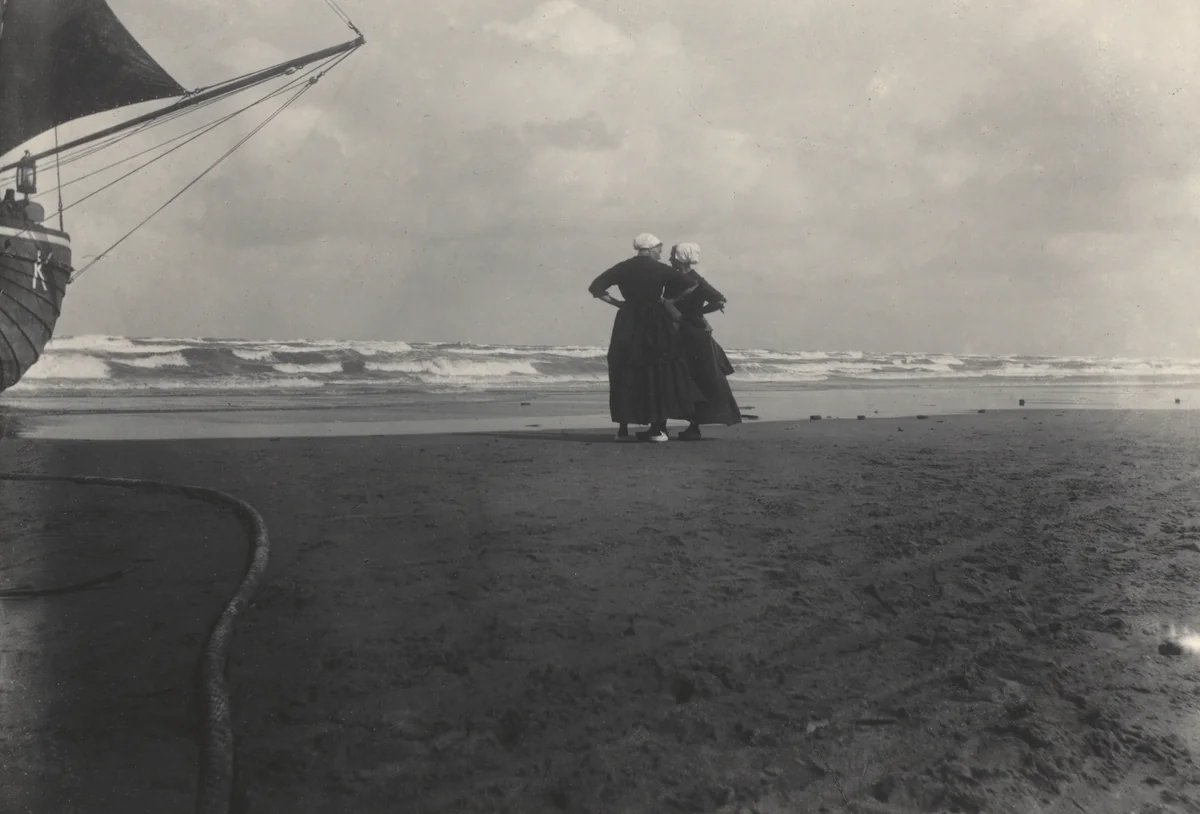 Gossip—Katwyk by Alfred Stieglitz, photograph, 1894