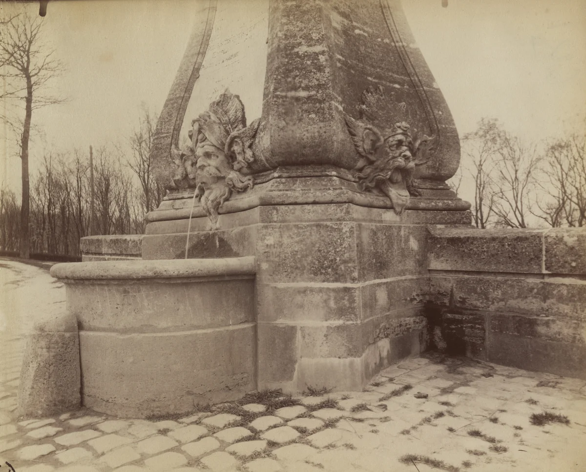 Juvisy -- Fontaine by Eugène Atget, photograph, 1902