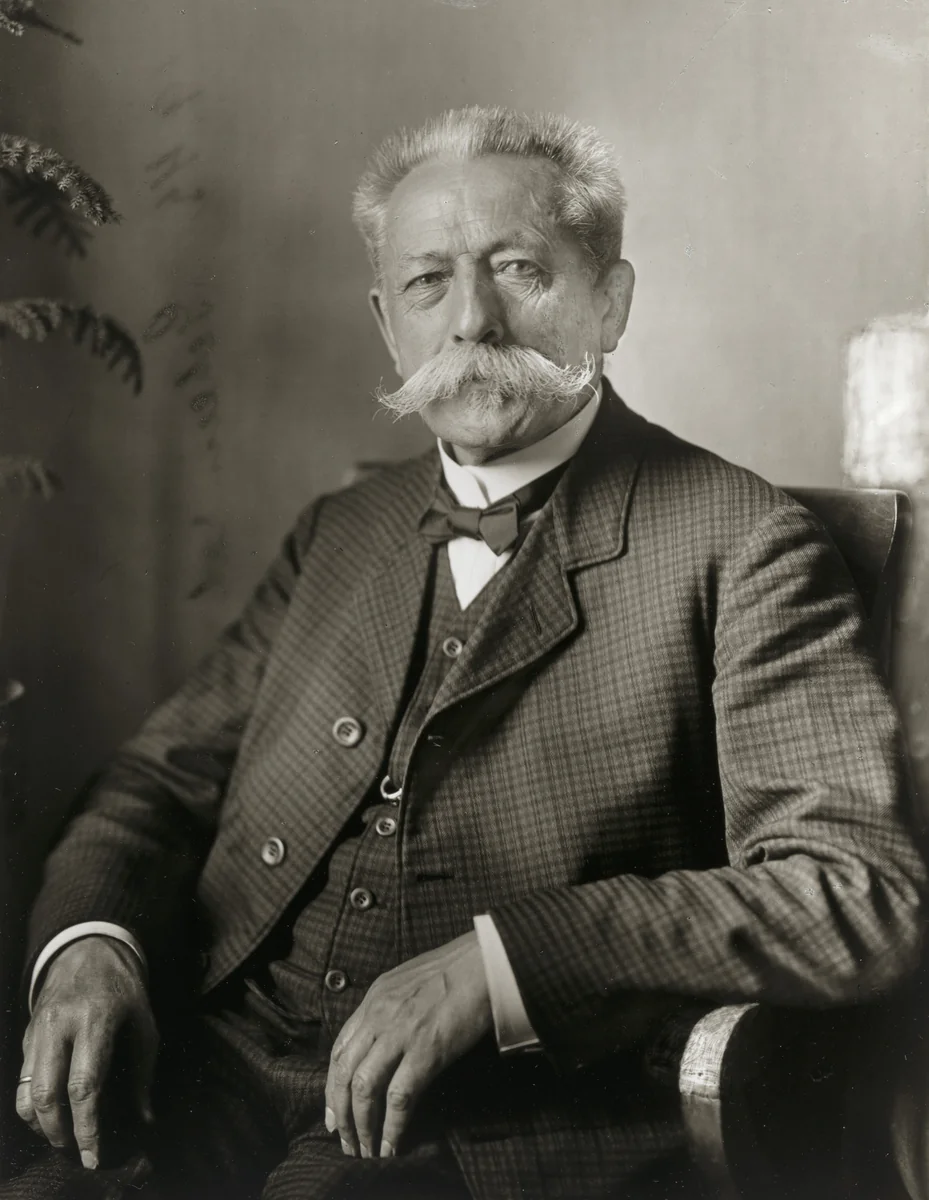 Retired Privy Councillor by August Sander, photograph, 1911