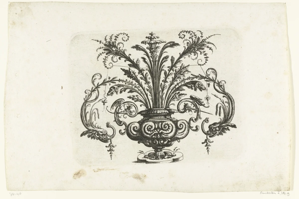 Vaas met bloemen en ranken by Christoph Jamnitzer, print, 1573-1610