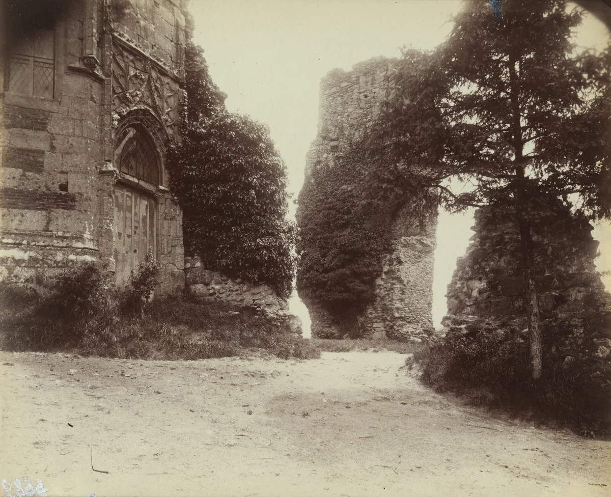Montfort l'Amaury. Ruines by Eugène Atget, photograph, 1907