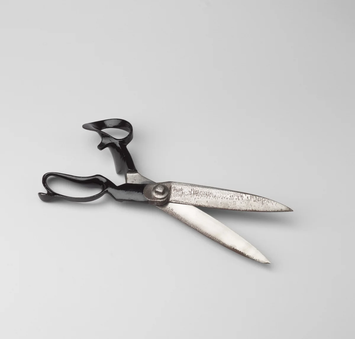 Tailor Shears by J.A. Henckels, design, 1900