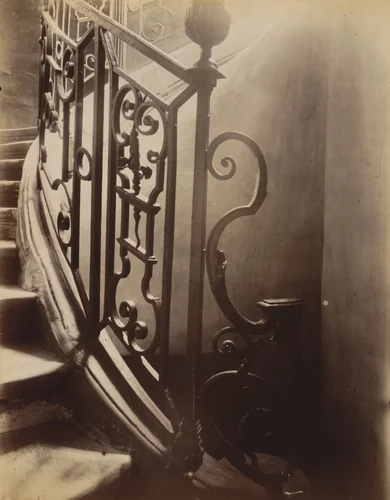 Hôtel de Grancey, rue de Richelieu 83 by Eugène Atget, photograph, 1907