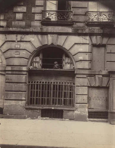 Boutique. Place Dauphine by Eugène Atget, photograph, 1924