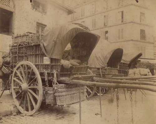 Voitures, marché des Patriarches by Eugène Atget, photograph, 1908